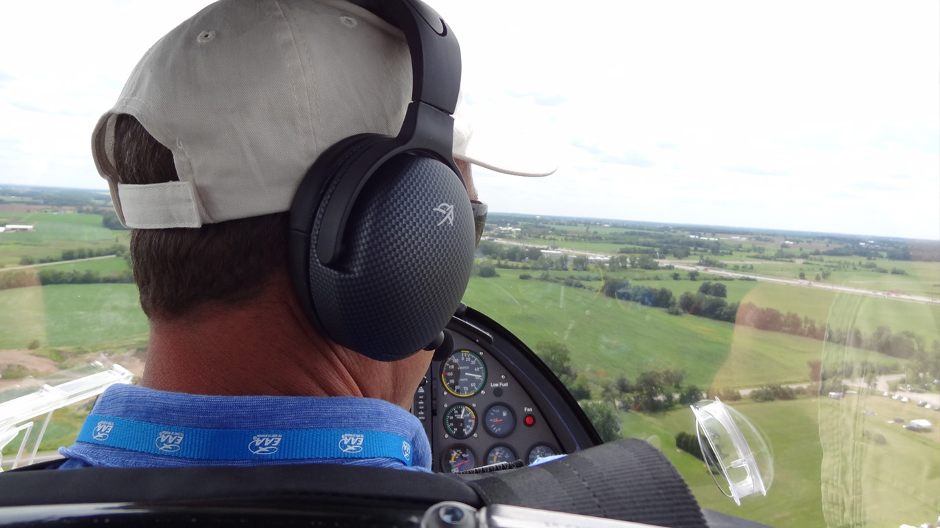 General Aviation Headsets for Pilots and Passengers